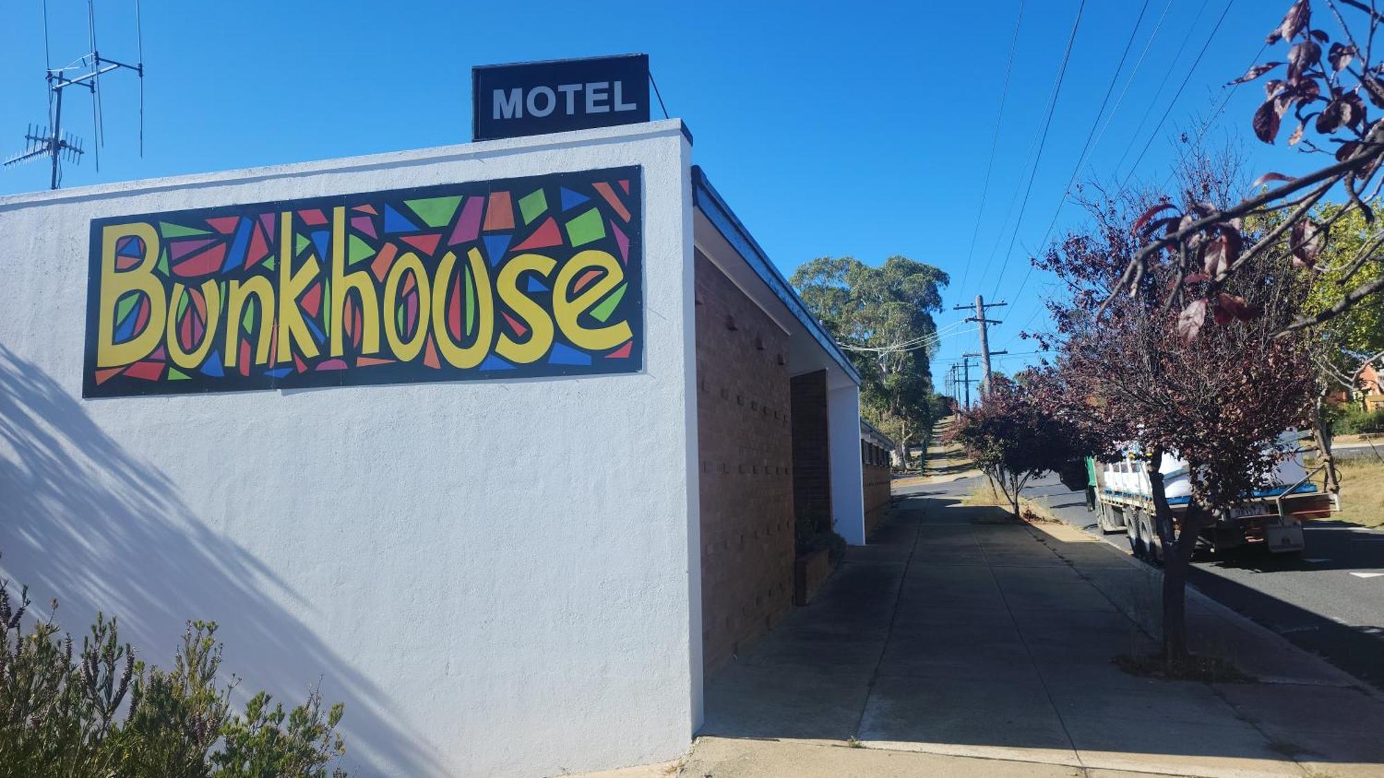 Bunkhouse Motel Cooma Exteriör bild